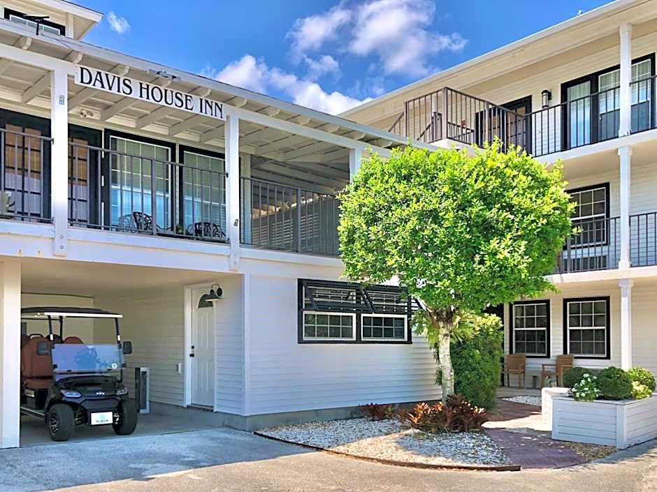 Davis House Inn