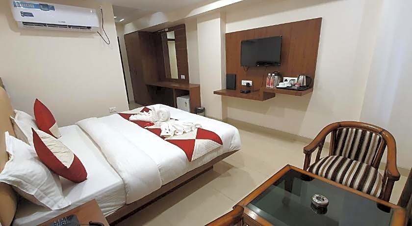 HOTEL MK GRAND, ISHWAR TOWER NEAR PDR MALL, GODOWLIA