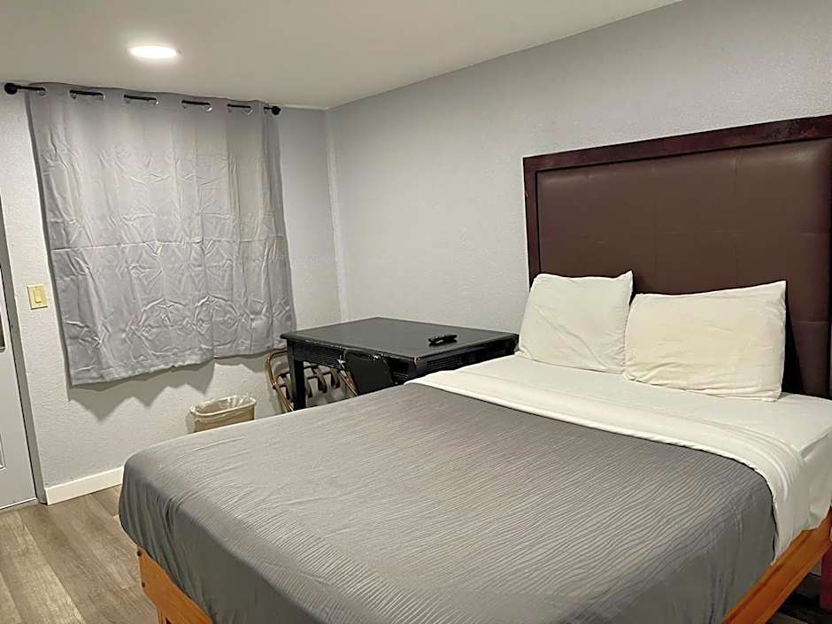 The L Motel Downtown/NAU Conference Center