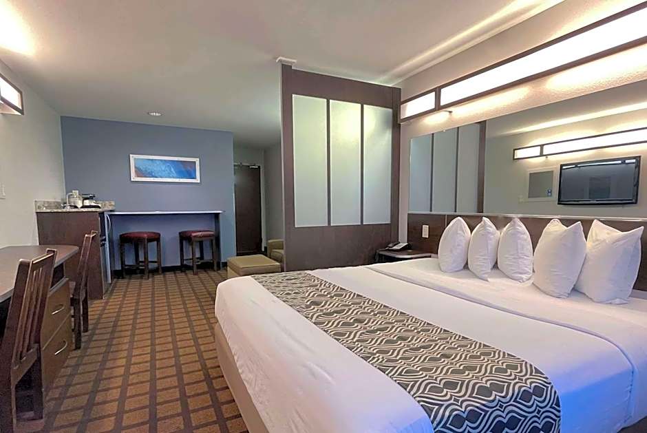 Microtel Inn & Suites By Wyndham Michigan City