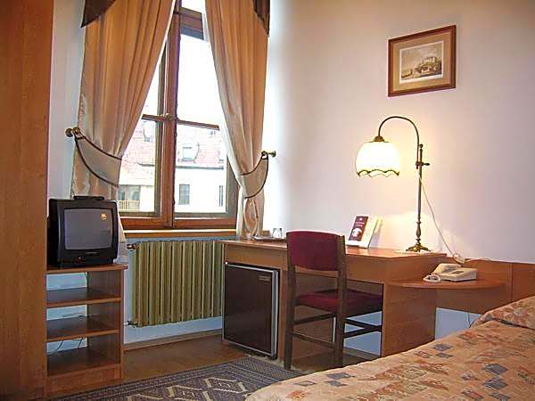 Hotel Zamek Pułtusk Dom Polonii