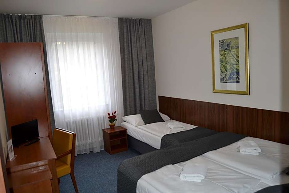 Hotel Bohemians