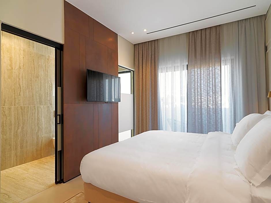 LIV Mackenzie Beach Suites Larnaca ADULTS ONLY