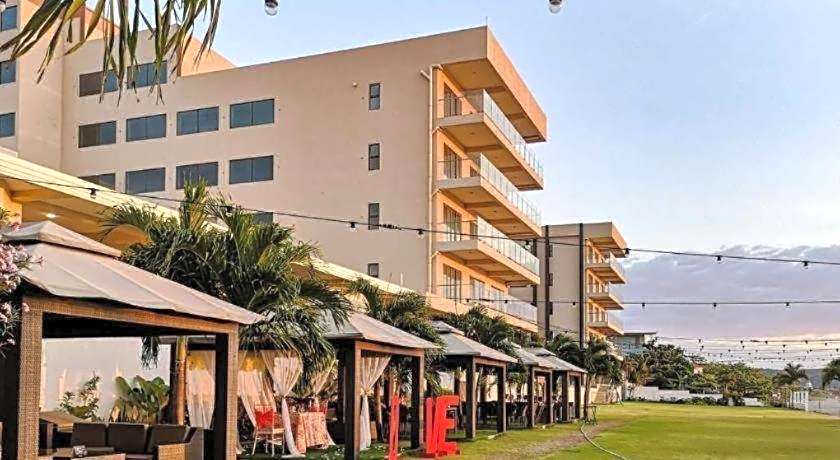 Awesome Hotel
