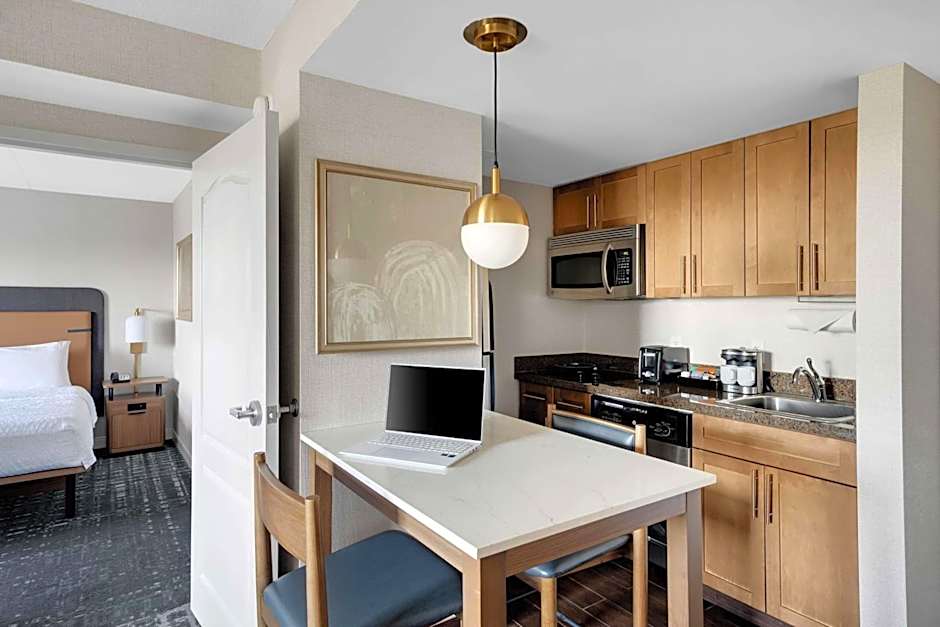 Homewood Suites By Hilton Toronto-Markham