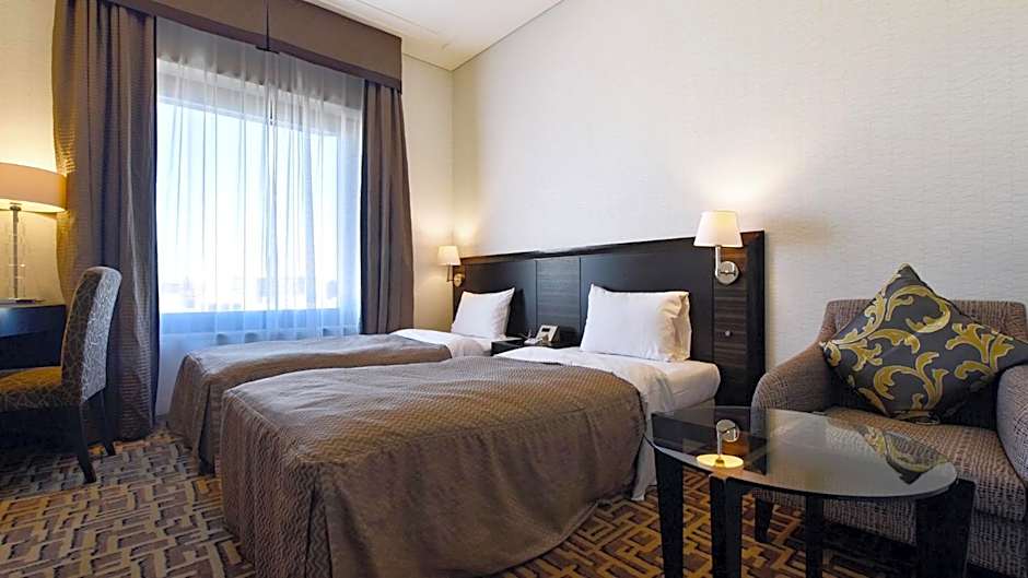 Okura Chiba Hotel