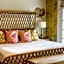 Marreros Guest Mansion - Adult Only