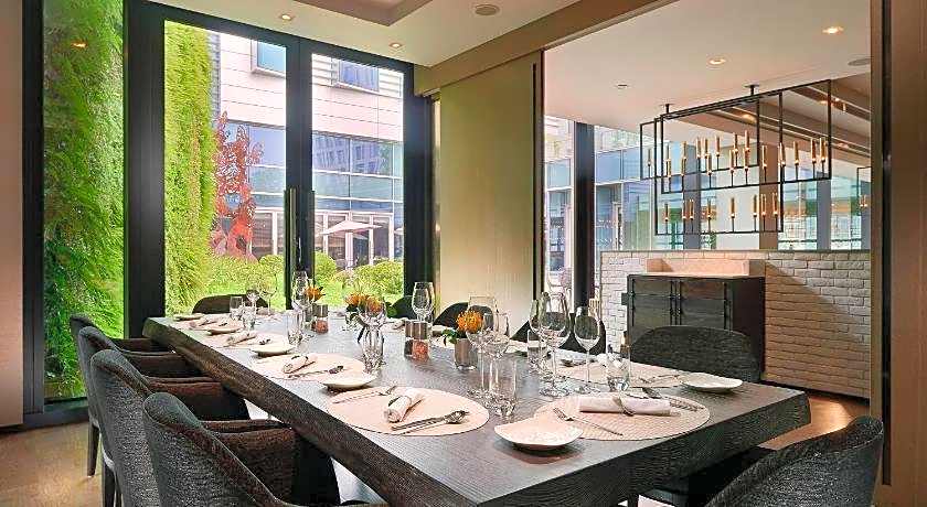 Humble House Taipei, Curio Collection by Hilton