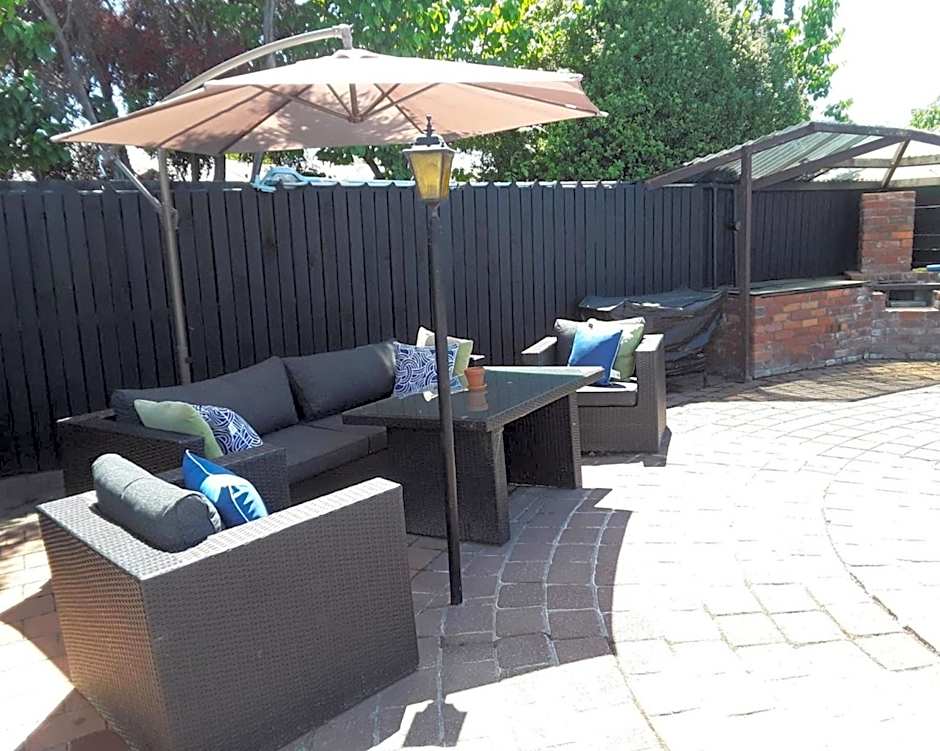 ASURE Sundowner Motel