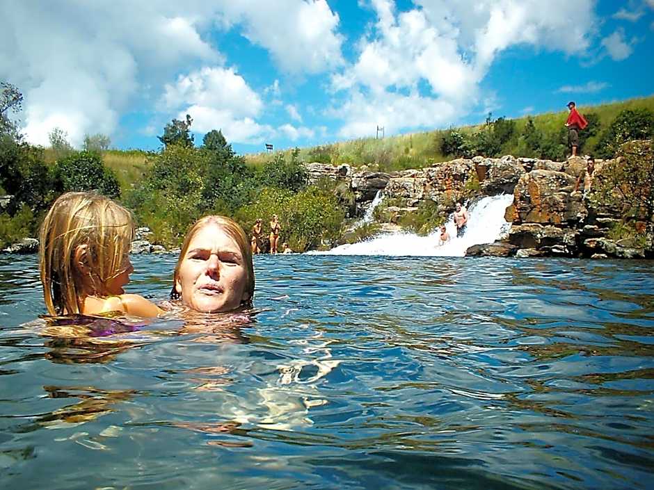 Thaba Tsweni Lodge & Safaris