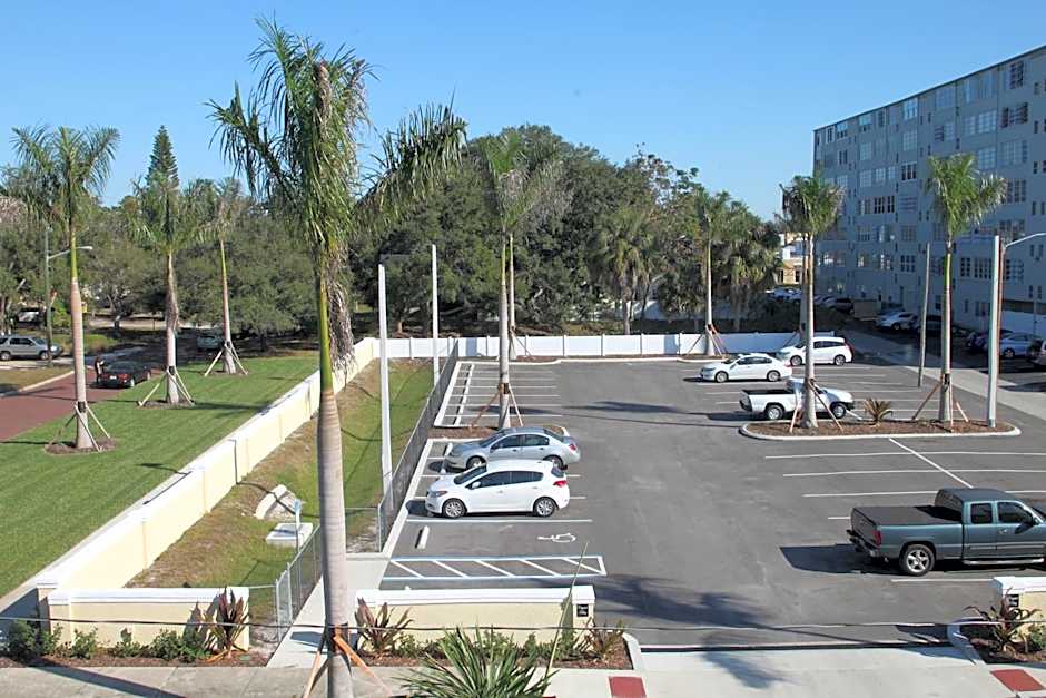 Crystal Bay Historic Hotel