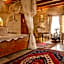 Maccan Cave Hotel