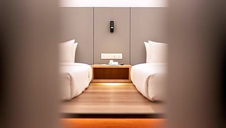 Japanese-Style Room