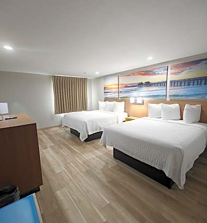 Queen Room with Two Queen Beds - Second Floor - Balcony - Non-Smoking