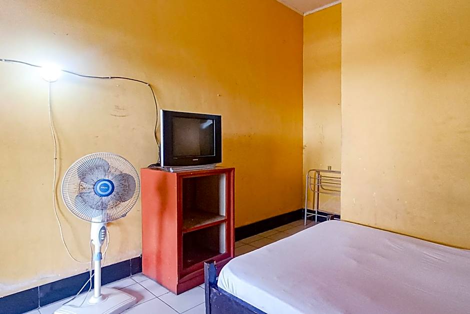 Hotel O Dienda Hayu Near Alun Alun Tastura
