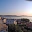 Beautiful apartment for two persons with sea view in Trogir near the beach