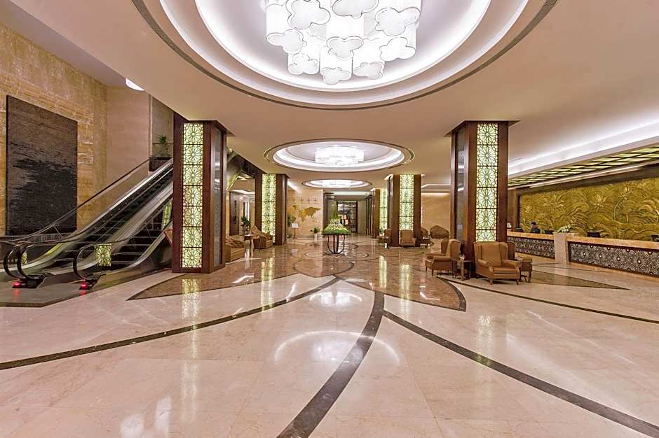 Muong Thanh Luxury Song Lam Hotel