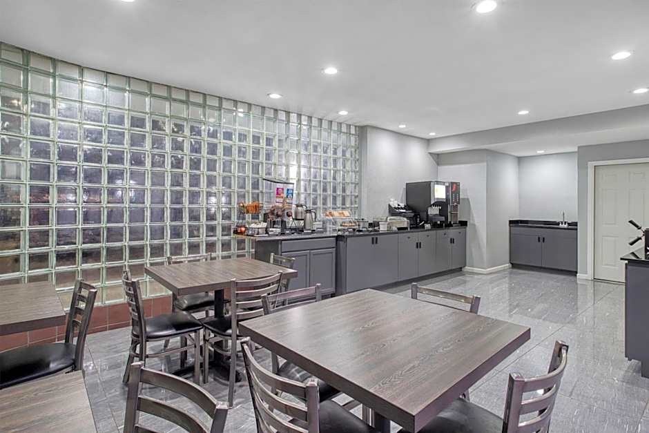 SureStay Hotel by Best Western Spring North Houston