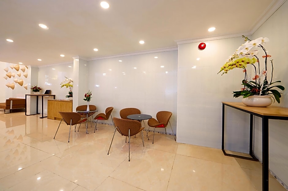 Saigon Charm Hotel