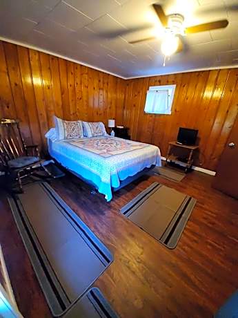 Classic Single Room with Shower