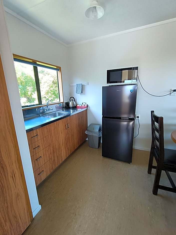 Moeraki Beach Motels