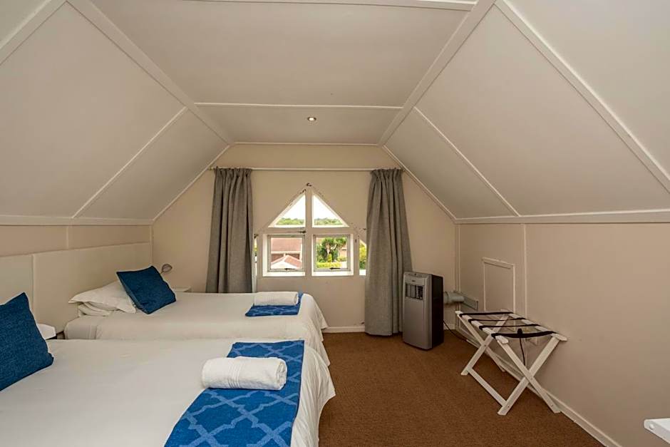 Millard Crescent Guest House