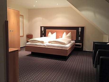 Deluxe Double Room with Balcony