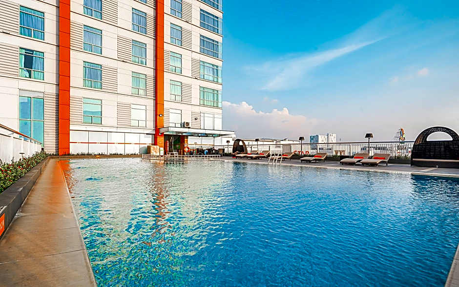 HARRIS Hotel & Conventions Bekasi
