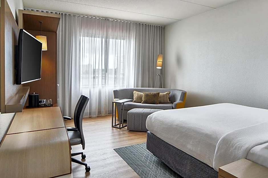 Courtyard by Marriott St. Petersburg Clearwater/Madeira Beach