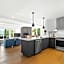Huge 3 Bedroom Condo with a View
