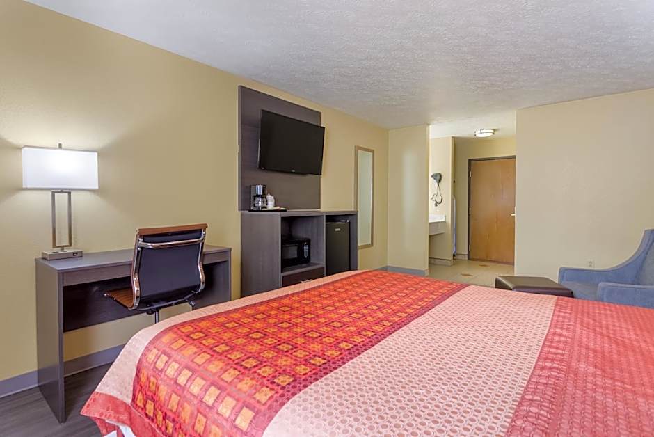 Americas Best Value Inn & Suites