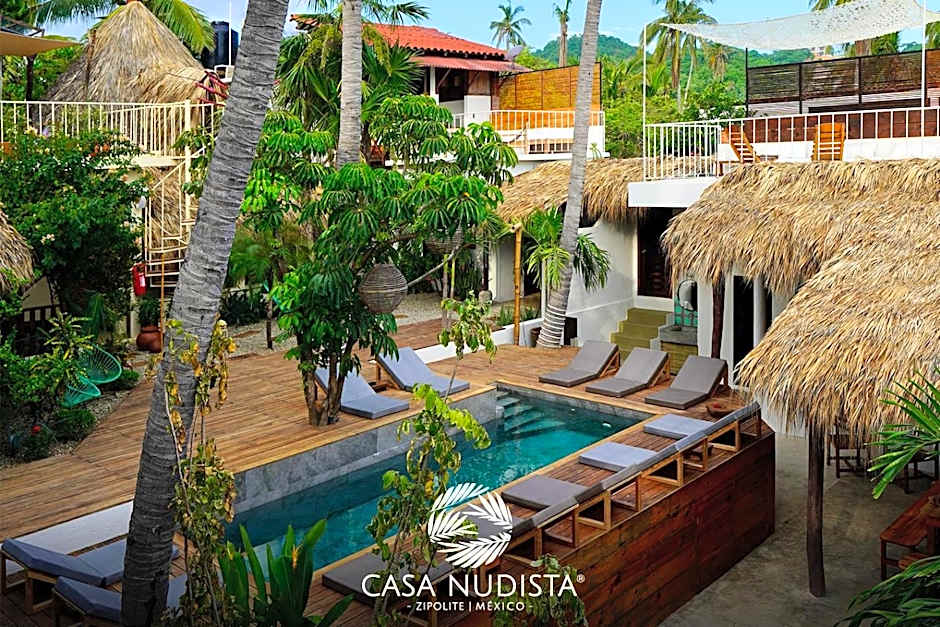 Casa Nudista - LGBT Hotel
