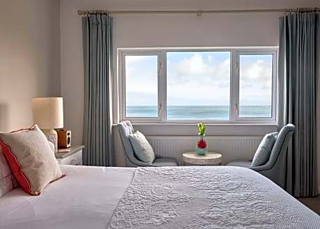 Deluxe Double Room with Sea View