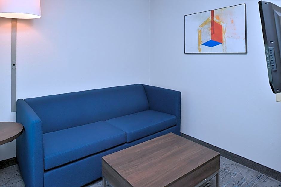 Holiday Inn Express Lewisburg - New Columbia By IHG