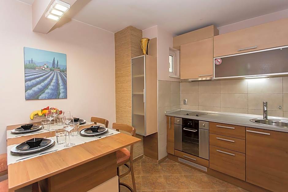 Sofia Central Hotel Apartments