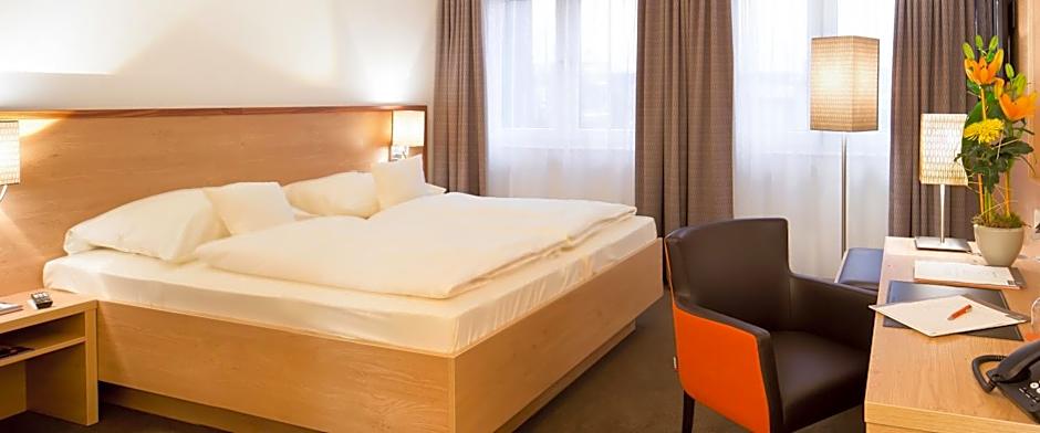 Stadthotel am Romerturm