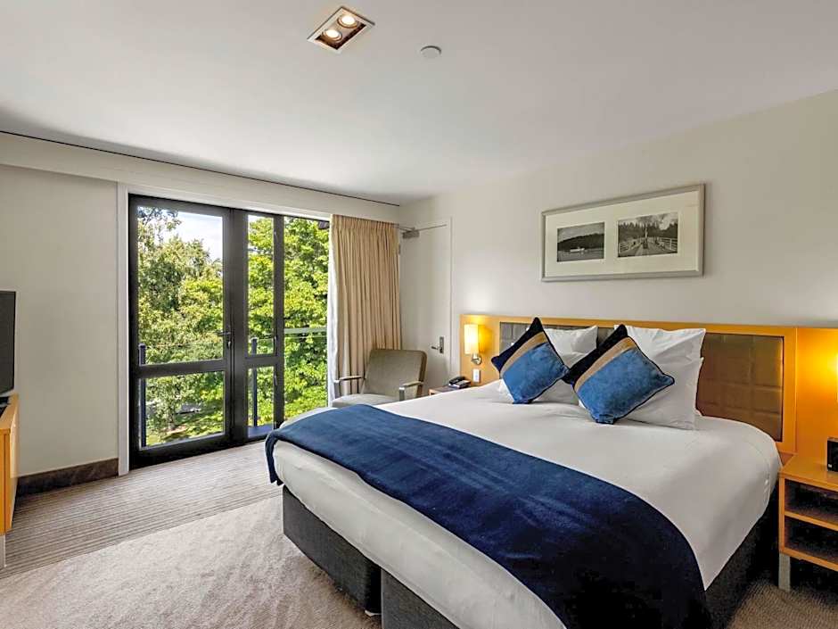 Novotel Queenstown Lakeside