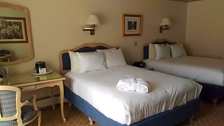Riverside Queen Room with Two Queen Beds