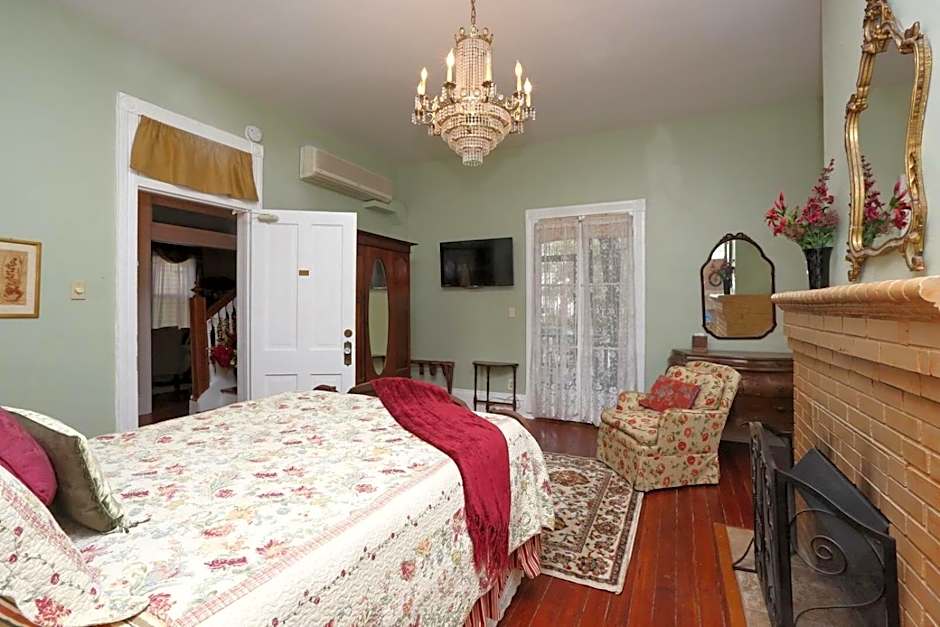 Historic Sevilla House (Adults only)