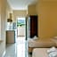 Village Inn Studios & Family Apartments
