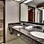 Heritage Inn Suites Houston/Sugar Land, Trademark by Wyndham