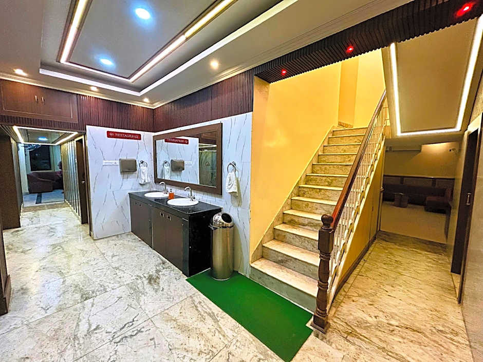 Hotel Delta International