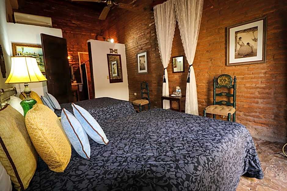 Hotel Torres Del Fuerte
