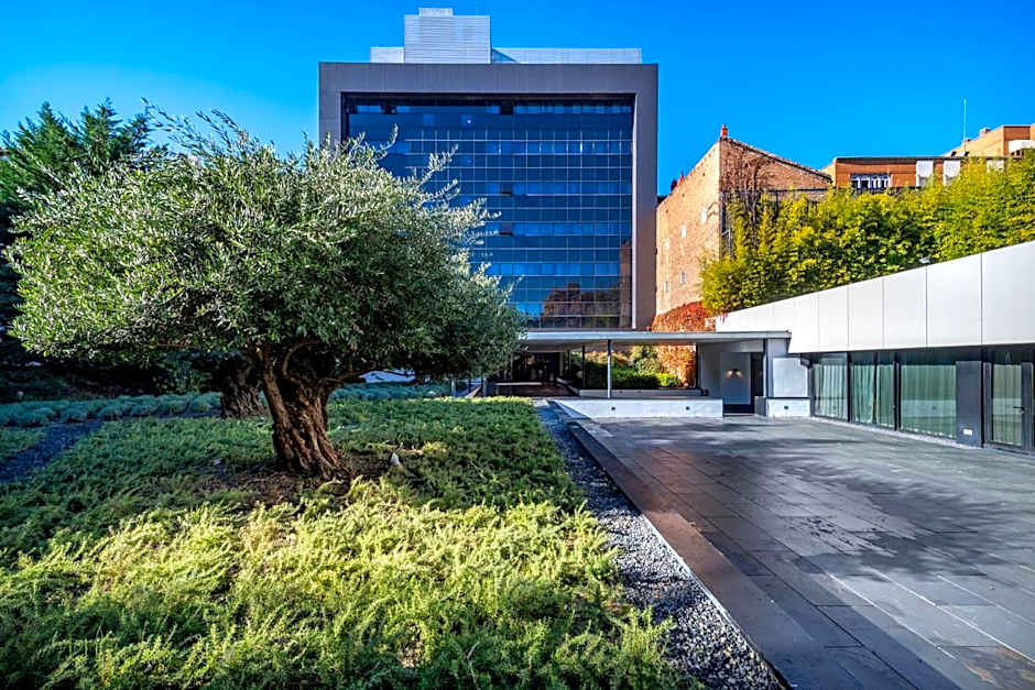 AC Hotel by Marriott Atocha