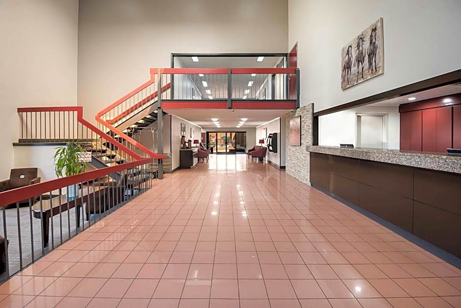 Red Roof Inn & Suites Lexington - Hamburg
