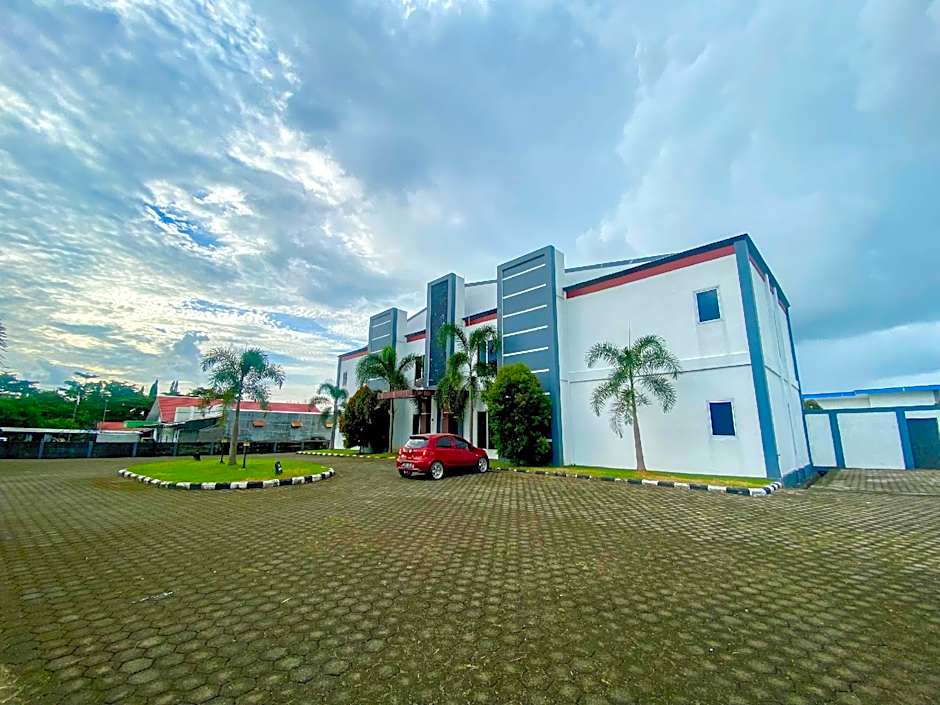 Wisma Graha Andi Djemma by Reddoorz – Maros, CA
