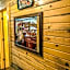 Samantha's Timber Inn