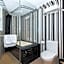 Caravel Hotel