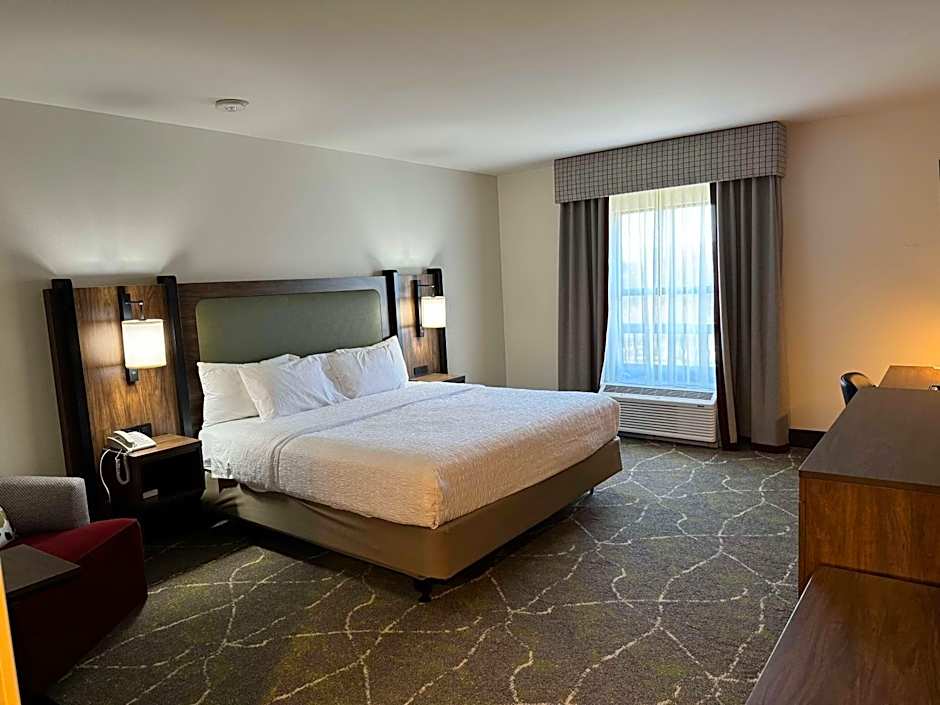 Hampton Inn By Hilton And Suites Dobson