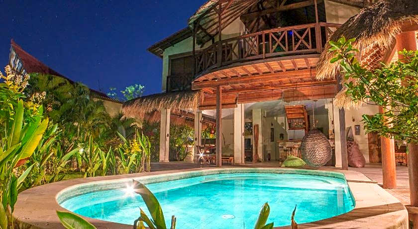 Breezy Point Villas